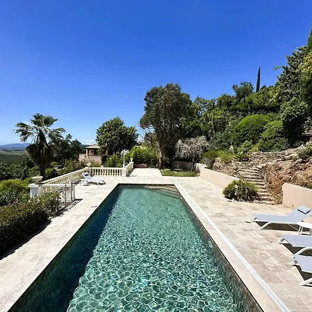 Blanche Pour 8 Personnes Avec Piscine Privee A La Londes-les-maures La Londe-les-Maures