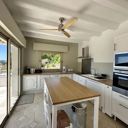 Blanche Pour 8 Personnes Avec Piscine Privee A La Londes-les-maures * La Londe-les-Maures