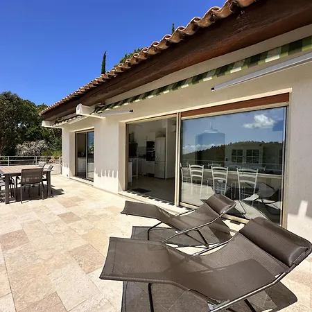 Blanche Pour 8 Personnes Avec Piscine Privee A La Londes-les-maures Villa *